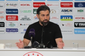 Konyaspor'da İlhan Palut'tan oyuncularına tebrik 2 konyasporda-ilhan-paluttan-oyuncularina-tebrik-PEFyMxMc.jpg