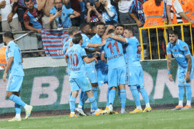 (ÖZET) Ümraniyespor-Trabzonspor maç sonucu: 0-1 5 ozet-umraniyespor-trabzonspor-mac-sonucu-0-1-3ThK8Wnz.gif