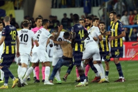 Salih Uçan: Cenk bir adım atmasa tekme yiyecektim 6 salih-ucan-cenk-bir-adim-atmasa-tekme-yiyecektim-SjFj4gQt.jpg