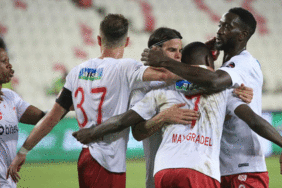 sivasspor-slavia-pragi-konuk-edecek-DAbM1IHV.gif
