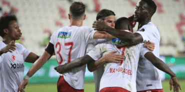 sivasspor-slavia-pragi-konuk-edecek-DAbM1IHV.gif