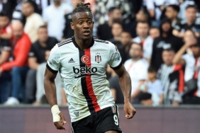 Son dakika! Fenerbahçe, Batshuayi için yeniden devrede 3 son-dakika-fenerbahce-batshuayi-icin-yeniden-devrede-fHVWyLL7.jpg