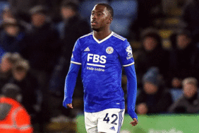 Son dakika Galatasaray transfer haberi! Premier Lig'den orta sahaya sürpriz isim: Boubakary Soumare 6 son-dakika-galatasaray-transfer-haberi-premier-ligden-orta-sahaya-surpriz-isim-boubakary-soumare-P4a3xmj7.gif