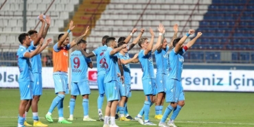 trabzonspor-4-oyuncuyu-uefa-listesine-almadi-aJFs5Gdk.jpg
