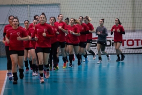 A Milli Kadın Hentbol Takımı Başantrenörü Buceschi Dünya Şampiyonası'na gitmek istiyoruz 8 a-milli-kadin-hentbol-takimi-basantrenoru-buceschi-dunya-sampiyonasina-gitmek-istiyoruz-YDwME9Qk.jpg