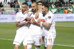 Altınordu'da Ahmet İlhan 3 takıma bedel 2 altinorduda-ahmet-ilhan-3-takima-bedel-OtcXIpHp.jpg