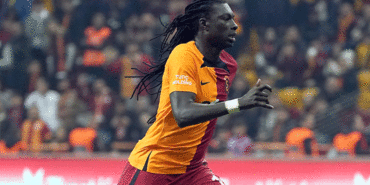 bafetimbi-gomis-wesley-sneijderi-yakaladi-GIY81mbI.gif