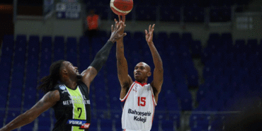 bahcesehir-koleji-merkezefendi-belediyesi-denizli-basket-mac-sonucu-79-78-caxRz43h.gif