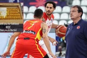 Basketbol Milli Takımız'dan Gürcistan'a baklavalı gönderme! 1 basketbol-milli-takimizdan-gurcistana-baklavali-gonderme-qJhJWDjE.jpg