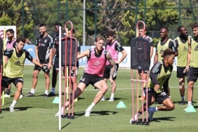Beşiktaş Başakşehir hazırlıklarını sürdürdü 5 besiktas-basaksehir-hazirliklarini-surdurdu-SSsPSmdC.jpg