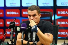 Beşiktaş Valerien Ismael kararını verdi! 4 besiktas-valerien-ismael-kararini-verdi-MfHmh84z.jpg