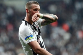 Beşiktaş'a Weghorst'tan kötü haber! 6 besiktasa-weghorsttan-kotu-haber-a4J2gMxt.jpg