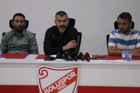 Boluspor Başkanı Savaş Abak: "Transferi bitirdik" 3 boluspor-baskani-savas-abak-transferi-bitirdik-CzGcfdjc.gif