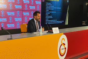 CANLI | Galatasaray Başkanı Erden Timur açıklama yapıyor 6 canli-galatasaray-baskani-erden-timur-aciklama-yapiyor-FTrN44QC.gif