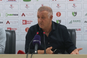 Denizlispor'da Mesut Bakkal son sözü yönetime bıraktı 1 denizlisporda-mesut-bakkal-son-sozu-yonetime-birakti-n3dPdOcd.gif