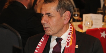 dursun-ozbek-galatasarayin-buyuklugu-galatasaraya-emek-verenlerin-sayesinde-35irUdFn.jpg