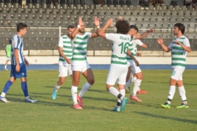 Efeler 09 SFK'nın ilk iç saha maçı ücretsiz 4 efeler-09-sfknin-ilk-ic-saha-maci-ucretsiz-N3Fb8qQy.jpg