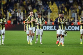 fenerbahce-liderligi-son-maca-birakti-hwPX9mOf.jpg