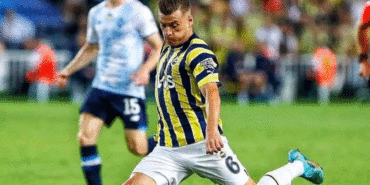 fenerbahcede-ezgjan-alioski-gelismesi-donuyor-mu-kaliyor-mu-iPl2rTdT.gif