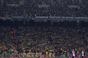 fenerbahceli-25-bin-taraftar-olimpiyat-stadinda-HtjnprnJ.jpg