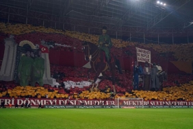 Galatasaray - Alanyaspor maçını 45 bin 34 taraftar izledi 1 galatasaray-alanyaspor-macini-45-bin-34-taraftar-izledi-jf3MxmY4.jpg