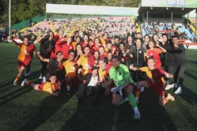 galatasarayda-derbi-zaferi-coskusu-b2j2mag6.jpg