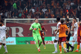 Galatasaray'da Muslera tehlikesi! 6 galatasarayda-muslera-tehlikesi-p1ieBbL9.gif