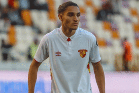 Göztepe'de Emir Ortakaya parlıyor! 2 goztepede-emir-ortakaya-parliyor-rk6xP9yw.gif