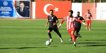 gumushane-sportif-faaliyetler-kusadasispor-mac-sonucu-1-0-t9VVBHZr.jpg