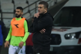 Hakan Keleş: Sezonun en iyi performansını sergiledik 2 hakan-keles-sezonun-en-iyi-performansini-sergiledik-tZl2Bs8K.jpg