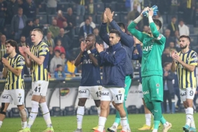 İki yıldıza özel tebrik! 'Maçın kahramanları onlar! Alkışlar o ikisine' 6 iki-yildiza-ozel-tebrik-macin-kahramanlari-onlar-alkislar-o-ikisine-H7fCaw5s.jpg