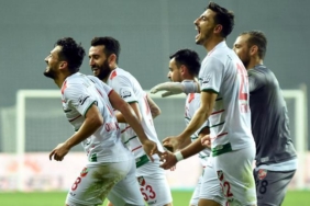 Karşıyaka 2 yıl sonra 4'te 4 istiyor 5 karsiyaka-2-yil-sonra-4te-4-istiyor-BL7WdtLs.jpg