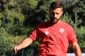 karsiyakada-emre-yine-yedek-62g5IgDi.jpg