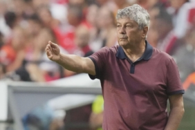 Mircea Lucescu: Fenerbahçe'nin Lig'de birinci olacağını düşünüyorum 1 mircea-lucescu-fenerbahcenin-ligde-birinci-olacagini-dusunuyorum-OXe6Vk1h.jpg