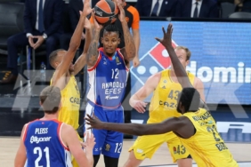 ozet-anadolu-efes-alba-berlin-mac-sonucu-78-74-nDcyOZJY.jpg