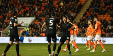 ozet-blackpool-hull-city-mac-sonucu-1-3-KduOiBRj.gif