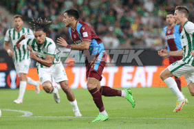ozet-ferencvaros-trabzonspor-mac-sonucu-3-2-vVrPJ4f3.gif