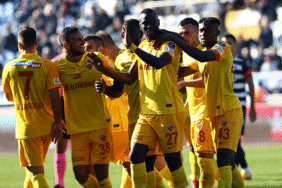 ÖZET | Kasımpaşa - Kayserispor maç sonucu: 0-1 26 ozet-kasimpasa-kayserispor-mac-sonucu-0-1-zD94XQnu.gif