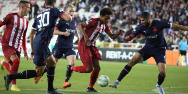 ozet-sivasspor-slavia-prag-mac-sonucu-1-1-34Q8SNf9.jpg