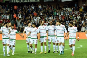 (ÖZET)Karşıyaka - Edirnespor maç sonucu: 2-0 6 ozetkarsiyaka-edirnespor-mac-sonucu-2-0-eUHRzXGf.jpg