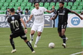 sakaryaspor-altay-mac-sonucu-1-2-mINik9ZI.jpg