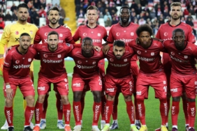 sivasspor-6-kez-sahadan-puansiz-ayrildi-sgGGBMkM.jpg