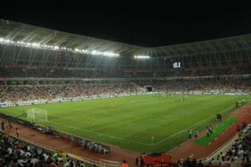 Sivasspor’a 31 bin Euro para cezası! 1 sivasspora-31-bin-euro-para-cezasi-LOk2bake.gif