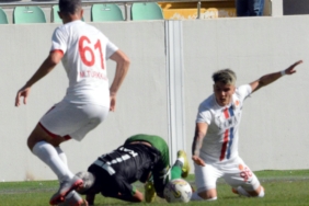 Akhisarspor gol atıp yemeyi unuttu 5 akhisarspor-gol-atip-yemeyi-unuttu-uVmfK3UO.jpg