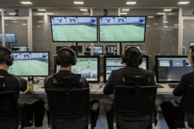 Ankaragücü - Trabzonspor maçının VAR'ı belli oldu 3 ankaragucu-trabzonspor-macinin-vari-belli-oldu-EtVXHMMm.gif