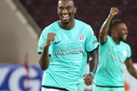 Antalyaspor 24 yıl sonra Dünya Kupası'na oyuncu gönderiyor 6 antalyaspor-24-yil-sonra-dunya-kupasina-oyuncu-gonderiyor-hnfrLl9w.jpg