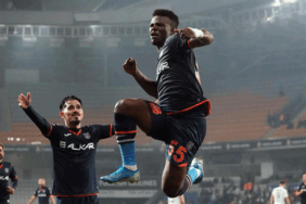 Başakşehir yeni golcüsünü buldu: Youssouf Ndayishimiye 3 basaksehir-yeni-golcusunu-buldu-youssouf-ndayishimiye-VqARRikK.gif
