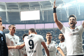 Beşiktaş'ın, Galatasaray derbisi kadrosu belli oldu! 4 besiktasin-galatasaray-derbisi-kadrosu-belli-oldu-G3QMzknt.gif
