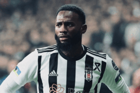 Beşiktaşlı Kevin N'Koudou, Katar yolcusu! Dünya Kupası kadrosunda... 4 besiktasli-kevin-nkoudou-katar-yolcusu-dunya-kupasi-kadrosunda-ffR2rQxZ.gif
