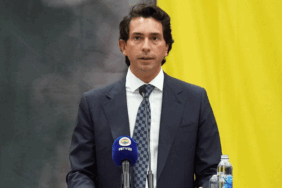 Burak Kızılhan: “Futbol takımımız camiamızı çok mutlu eden bir performans gösterdi” 6 burak-kizilhan-futbol-takimimiz-camiamizi-cok-mutlu-eden-bir-performans-gosterdi-aqN8Ky84.gif